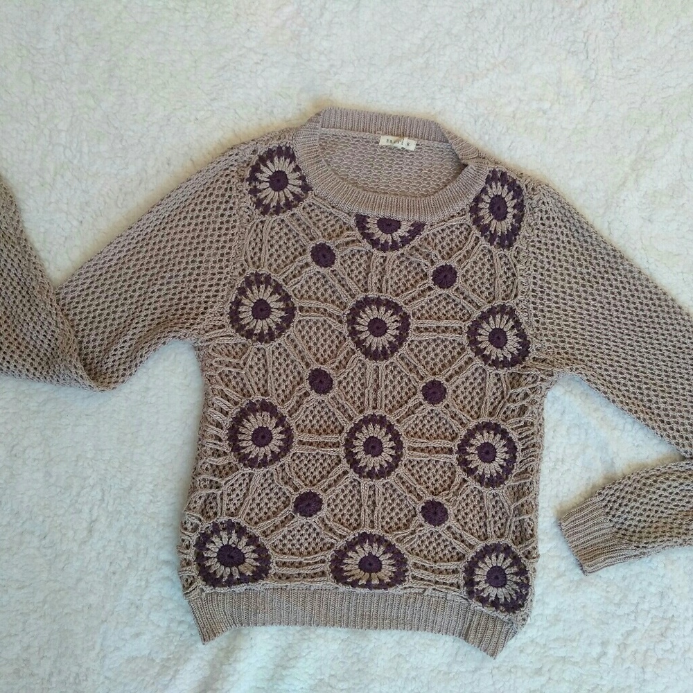 🌼 En Créme Sweater 🌼